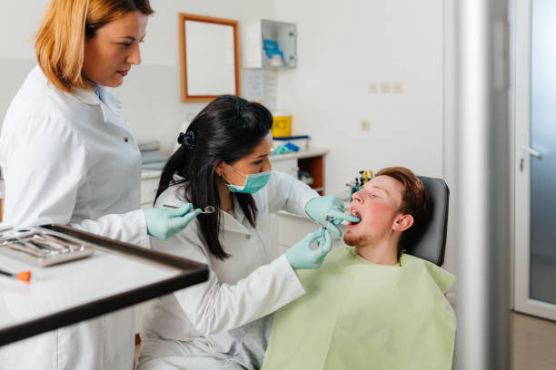 Best Weekend Emergency Dental Services in Berkeley, MO